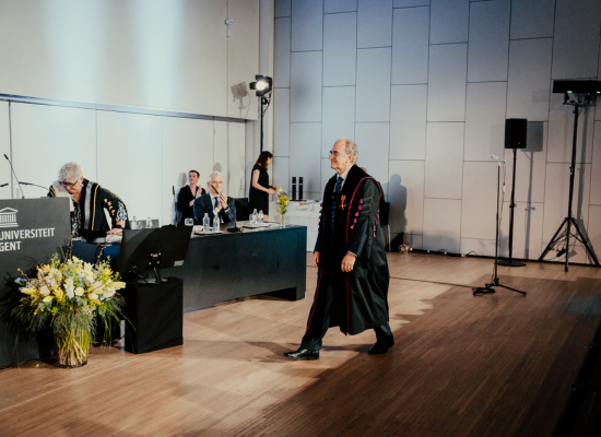 Professor Kuemmerer on his way to the stage